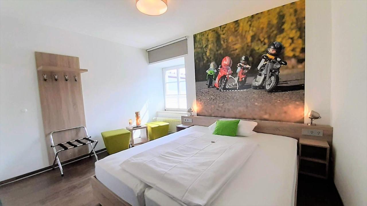 Winkelwerkstatt Hotel Krov Luaran gambar