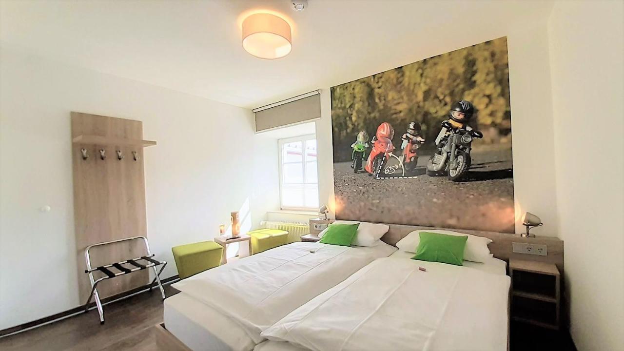 Winkelwerkstatt Hotel Krov Luaran gambar