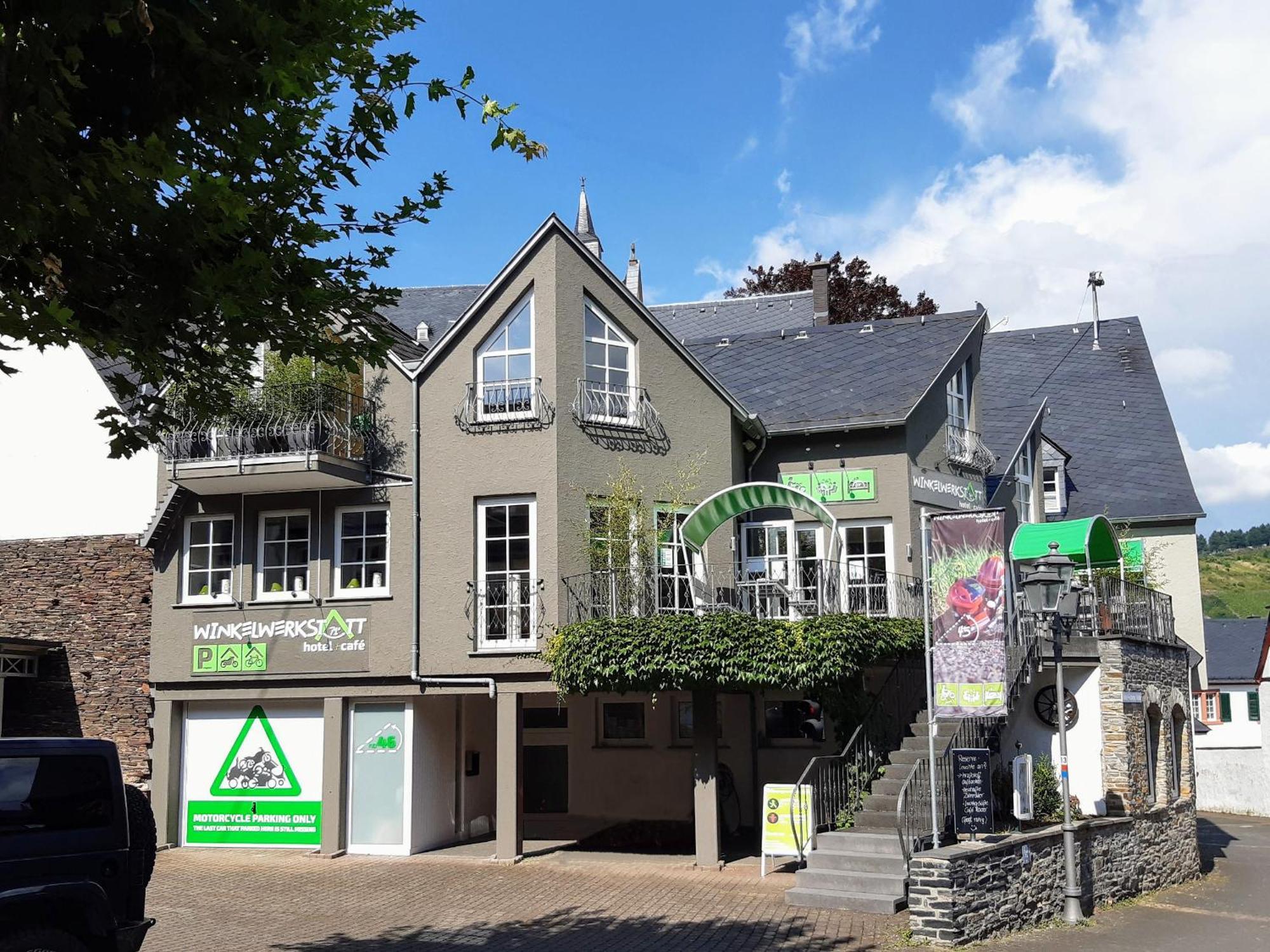 Winkelwerkstatt Hotel Krov Luaran gambar