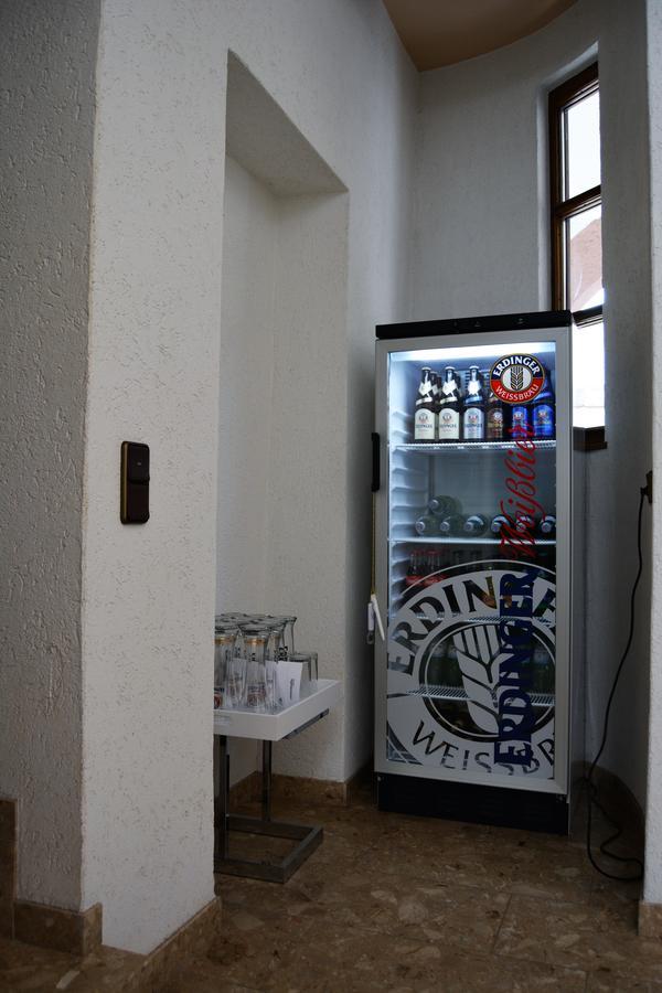 Winkelwerkstatt Hotel Krov Luaran gambar
